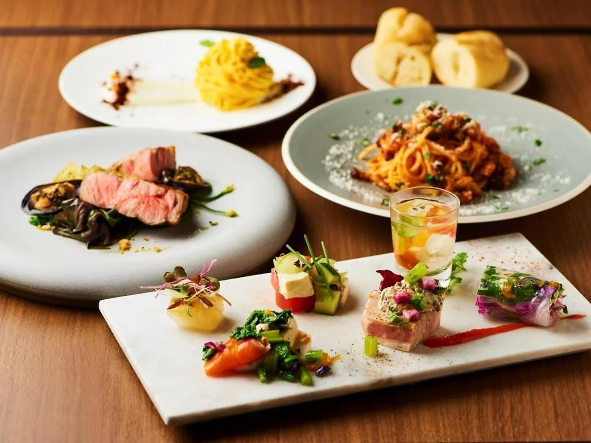 Hotel The Lively Osaka Honmachi