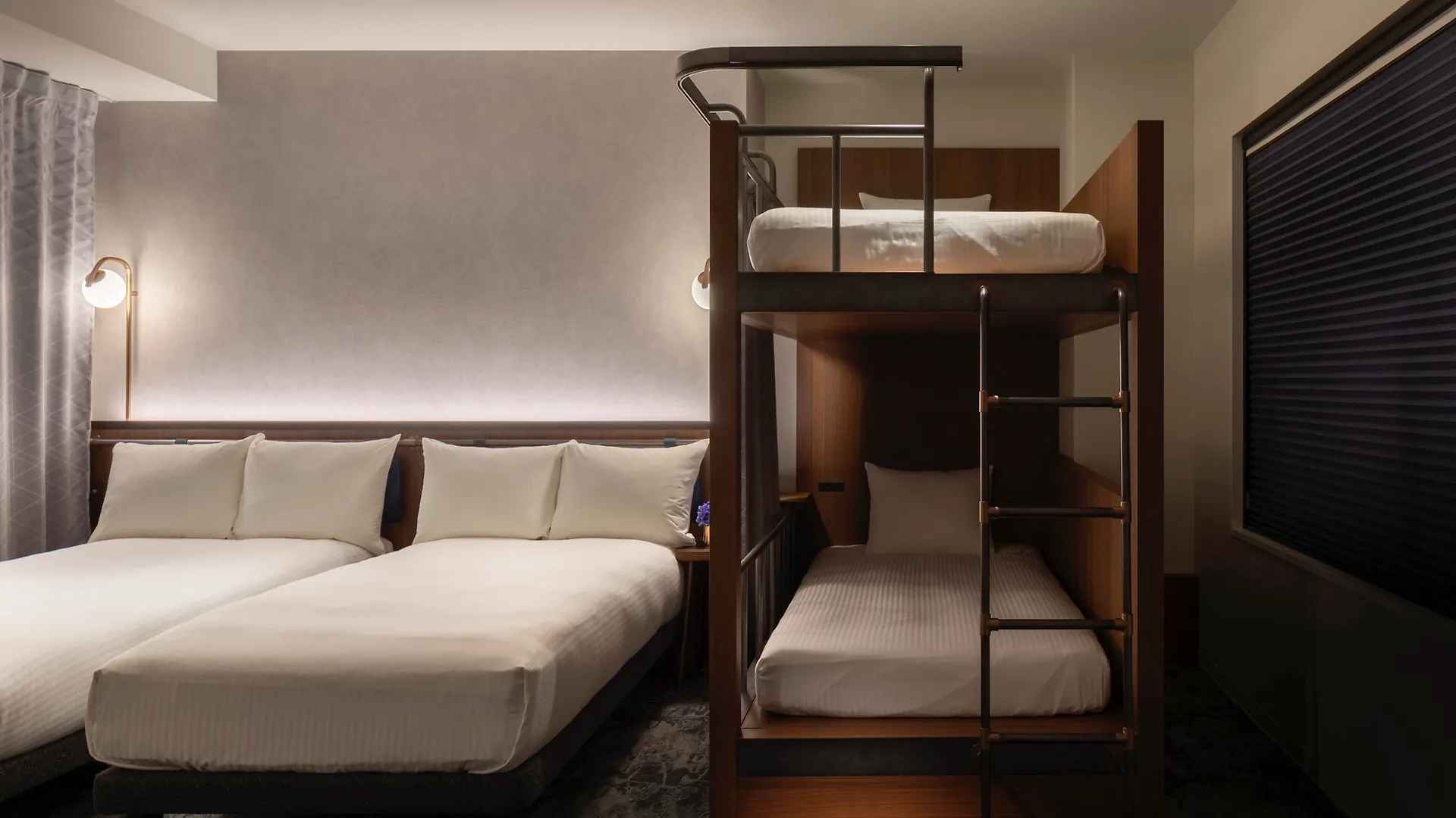 Hotel The Lively Osaka Honmachi