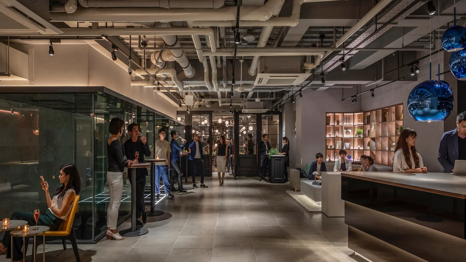The Lively Osaka Honmachi Hotel