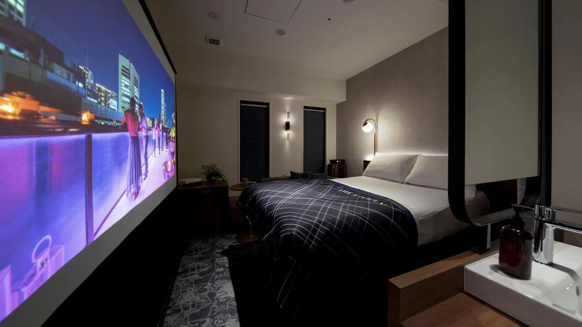 ****  The Lively Osaka Honmachi Hotel Japan