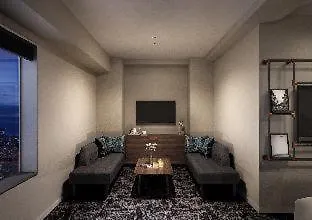 The Lively Osaka Honmachi Hotel 4*,