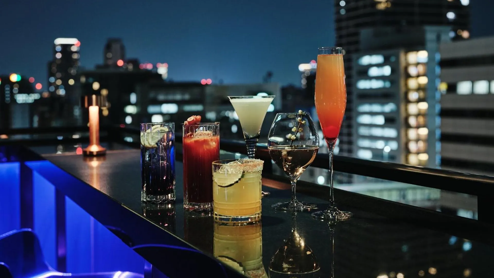 מלון The Lively Osaka Honmachi